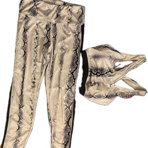 2 Piece Snakeskin Fitness Wear